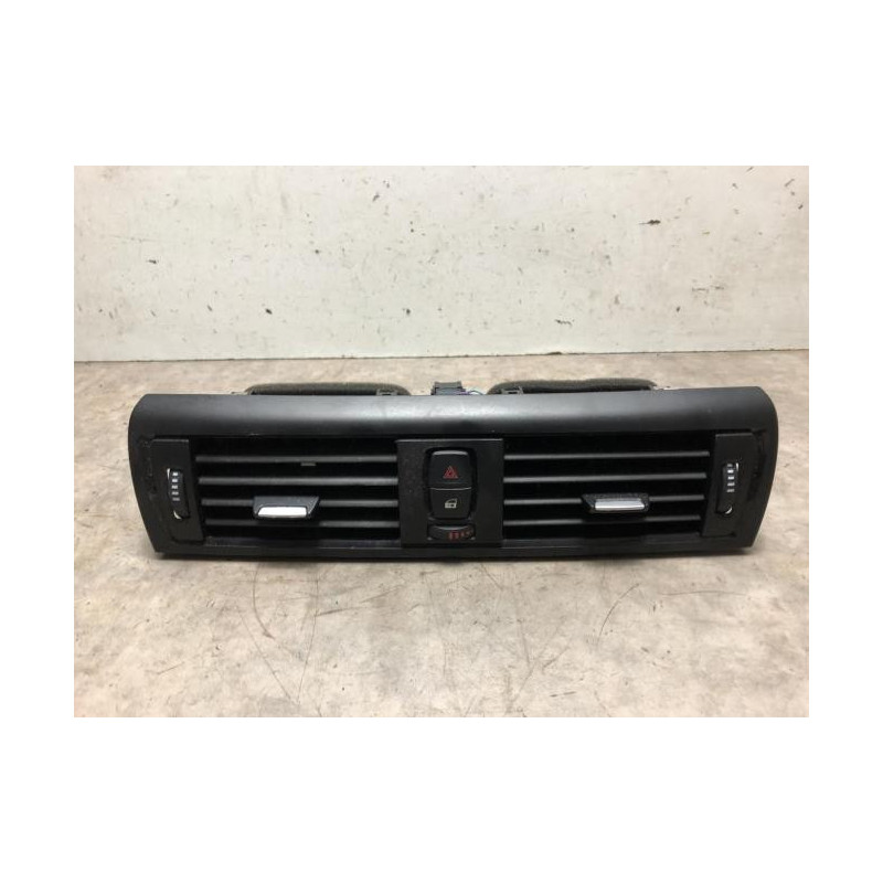 Aerateur tableau de bord BMW SERIE 1 F21 PHASE 1 d’occasion