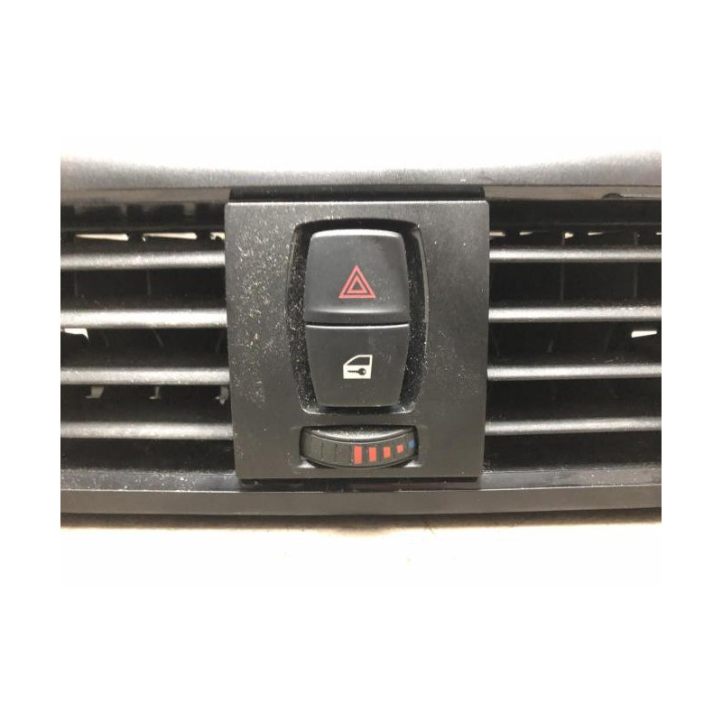Aerateur tableau de bord BMW SERIE 1 F21 PHASE 1 d’occasion