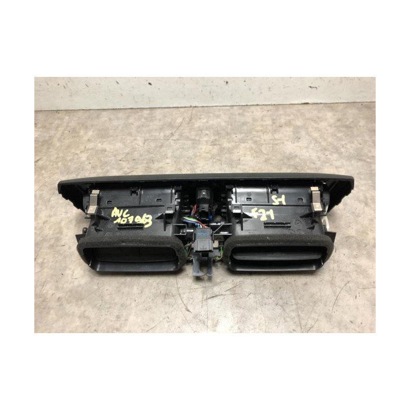 Aerateur tableau de bord BMW SERIE 1 F21 PHASE 1 d’occasion