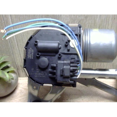 Moteur essuie glace avant droit PEUGEOT 5008 1 PHASE 1 d’occasion