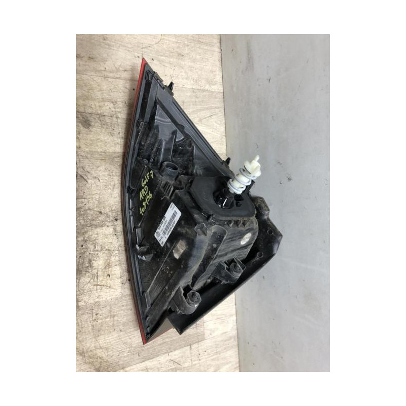 Feu arriere principal droit (feux) VOLKSWAGEN GOLF 7 PHASE 1 d’occasion