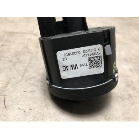 Commande de phare SKODA SCALA d’occasion