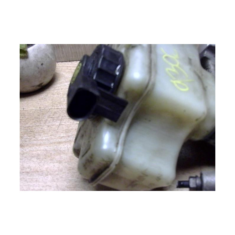 Maitre cylindre (freinage) VOLKSWAGEN GOLF 5 d’occasion