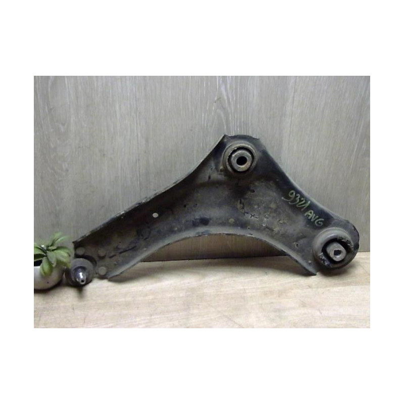 Triangle avant gauche RENAULT SCENIC 3 PHASE 3 d’occasion
