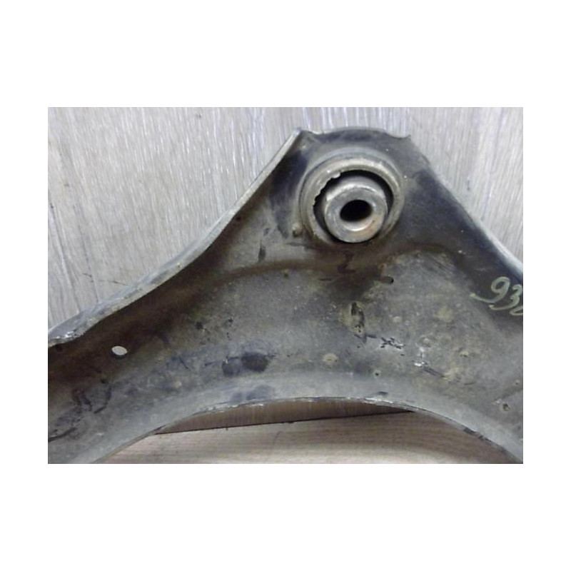 Triangle avant gauche RENAULT SCENIC 3 PHASE 3 d’occasion