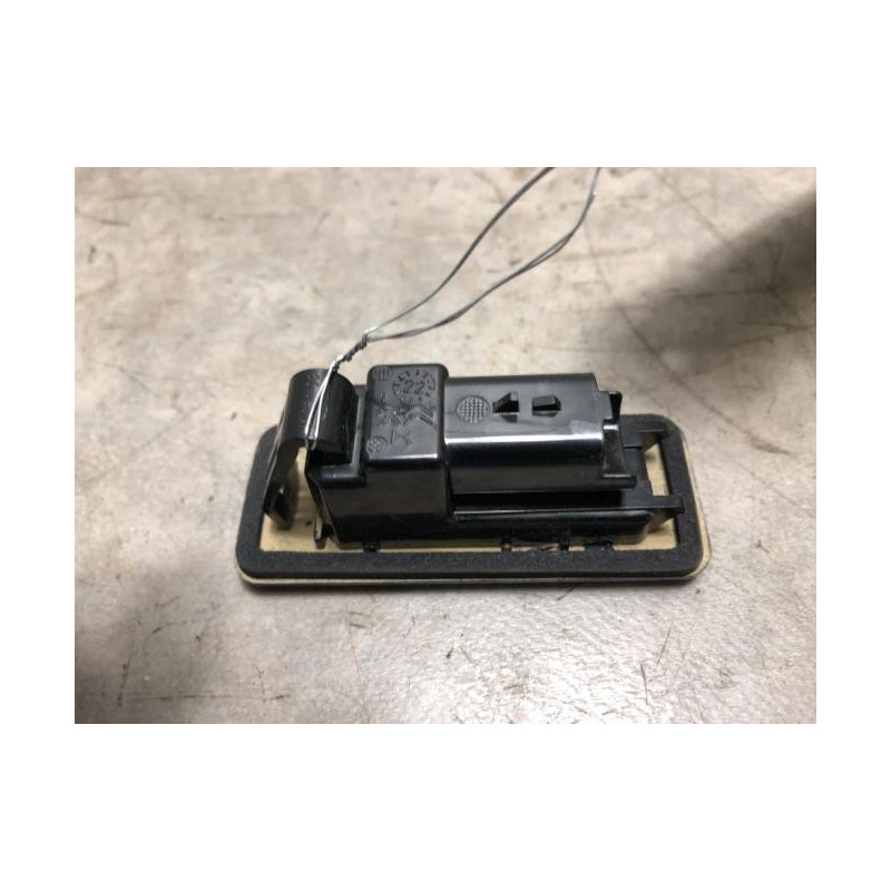 Eclairage de plaque CITROEN C3 3 PHASE 2 d’occasion