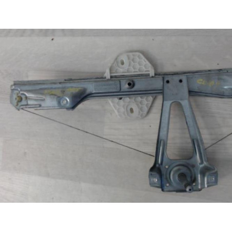Leve vitre mecanique arriere gauche RENAULT CLIO 2 CAMPUS PHASE 1 d’occasion