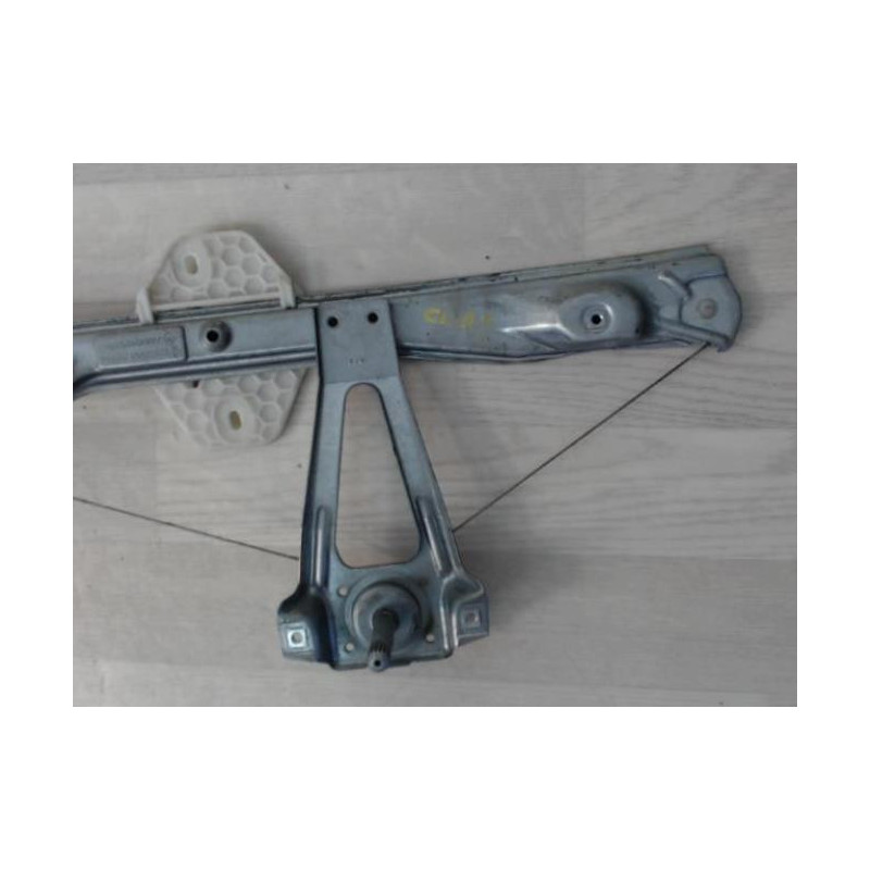 Leve vitre mecanique arriere gauche RENAULT CLIO 2 CAMPUS PHASE 1 d’occasion
