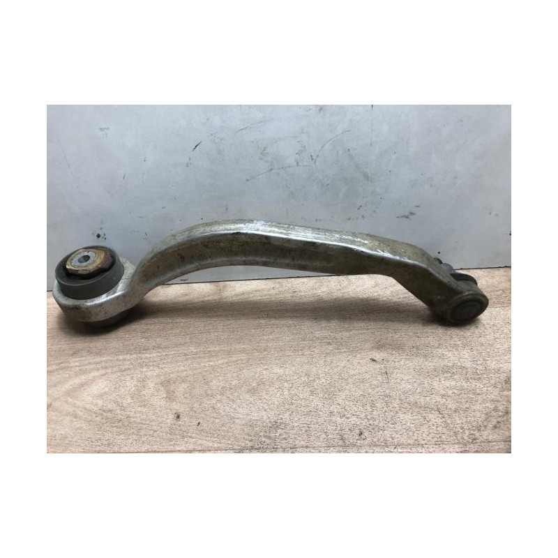 Bras de suspension superieur avant gauche AUDI A4 2 PHASE 1 d’occasion