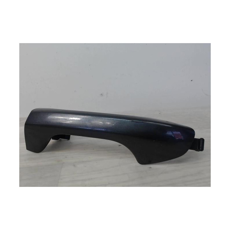 Poignee porte avant gauche RENAULT CLIO 4 PHASE 1 d’occasion