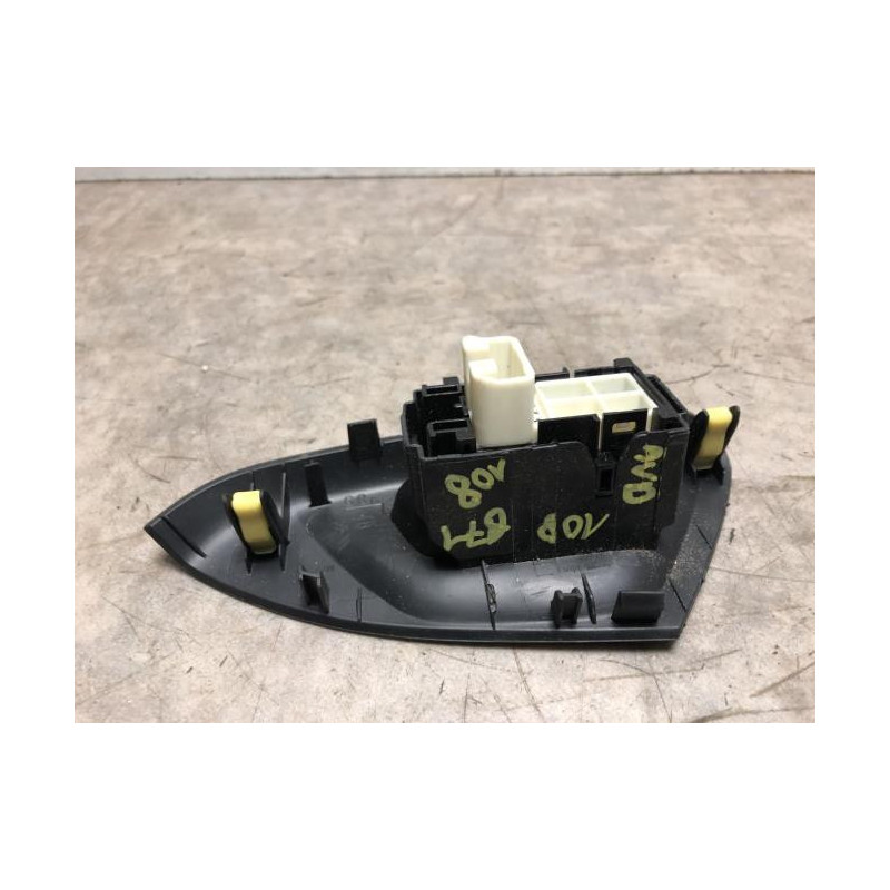Interrupteur de leve vitre avant droit PEUGEOT 108 d’occasion