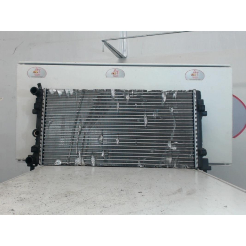 Radiateur eau VOLKSWAGEN POLO IV (9N1) PHASE 1 d’occasion