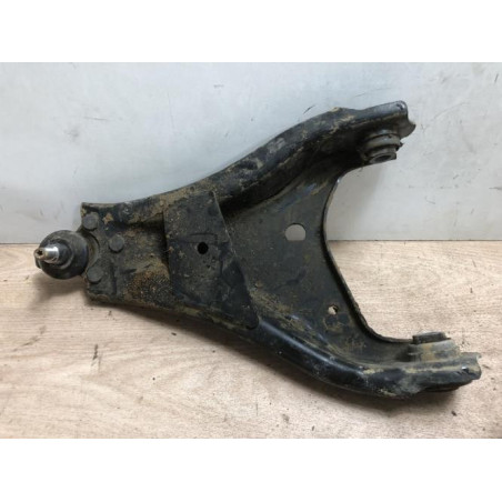 Triangle superieur avant gauche DACIA DUSTER 1 PHASE 2 d’occasion