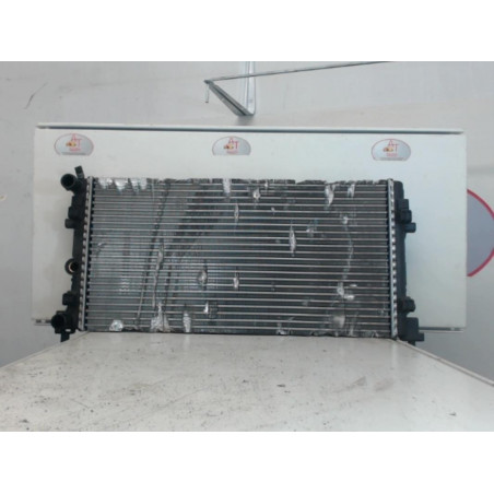 Radiateur eau VOLKSWAGEN POLO IV (9N1) PHASE 1 d’occasion