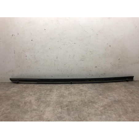 Baguette de porte avant droite VOLVO S 40 2 PHASE 1 d’occasion