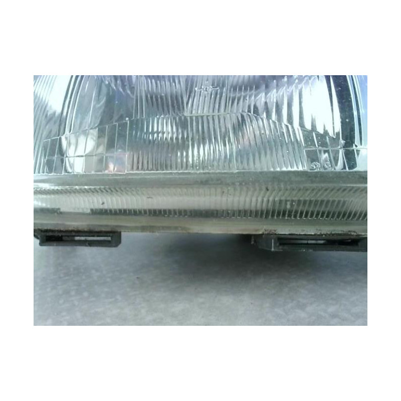 Optique avant principal droit (feux)(phare) CITROEN BERLINGO 1 PHASE 1 d’occasion