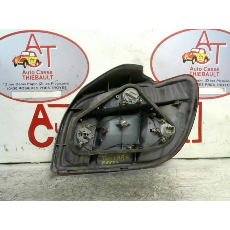 Feu arriere principal gauche (feux) TOYOTA YARIS I PHASE 1 d’occasion