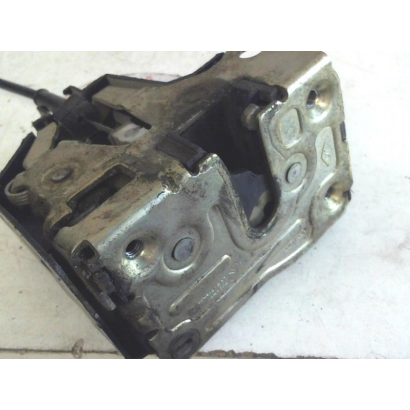 Serrure arriere droit RENAULT SCENIC SCEN RX4 d’occasion