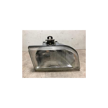 Optique avant principal droit (feux)(phare) FORD FIESTA 2 d’occasion
