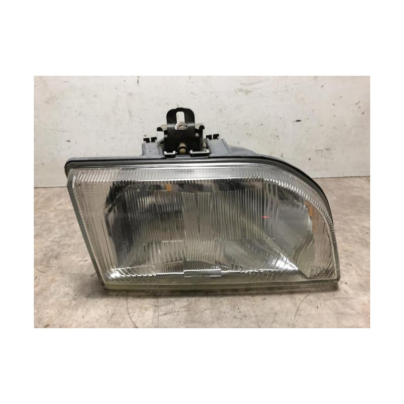 Optique avant principal droit (feux)(phare) FORD FIESTA 2 d’occasion