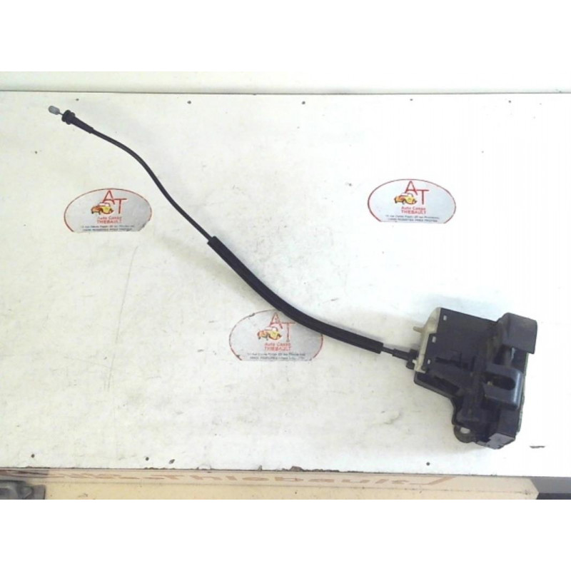 Serrure avant gauche RENAULT CLIO II PHASE 2 d’occasion