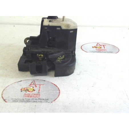 Serrure avant gauche RENAULT CLIO II PHASE 2 d’occasion