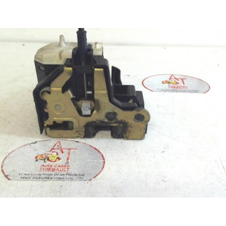 Serrure avant gauche RENAULT CLIO II PHASE 2 d’occasion