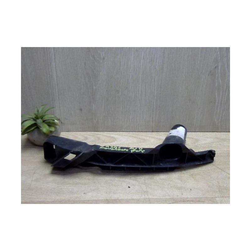 Enjoliveur moustache optique avant droit VOLKSWAGEN GOLF 5 d’occasion