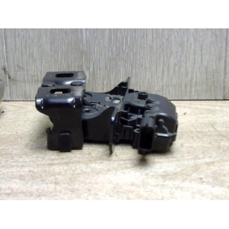 Serrure de coffre RENAULT SCENIC 3 PHASE 1 d’occasion
