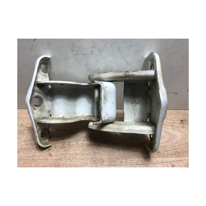 Charniere de porte de coffre gauche RENAULT TRAFIC 2 PHASE 2 d’occasion