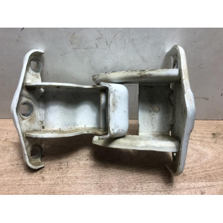 Charniere de porte de coffre gauche RENAULT TRAFIC 2 PHASE 2 d’occasion