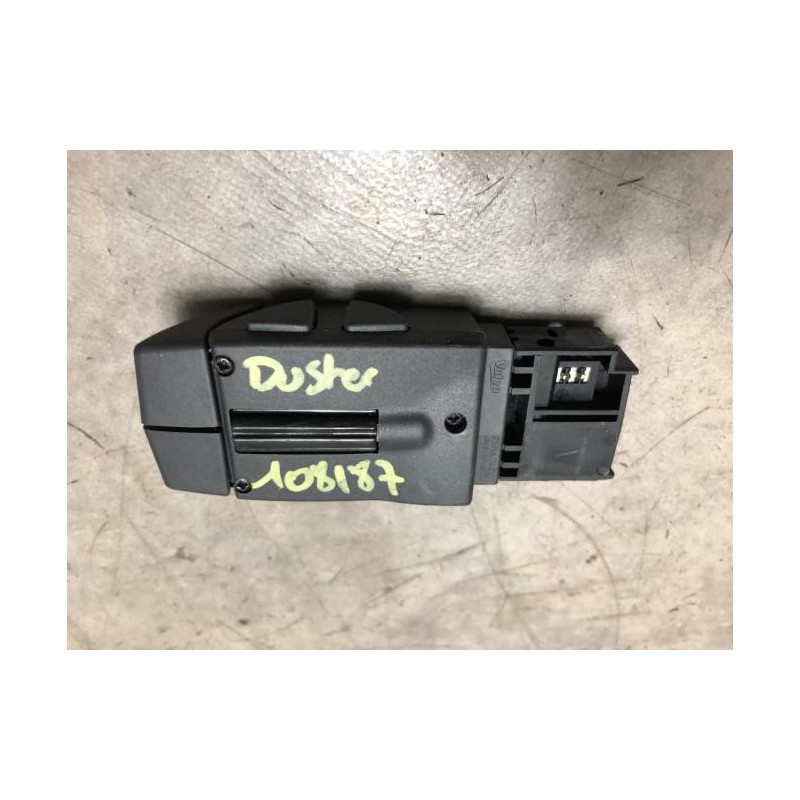 Commande autoradio DACIA DUSTER 1 PHASE 2 d’occasion