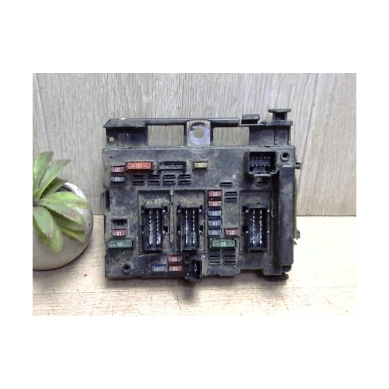 Boitier servitude moteur (BSM) RENAULT LAGUNA 2 PHASE 1 d’occasion