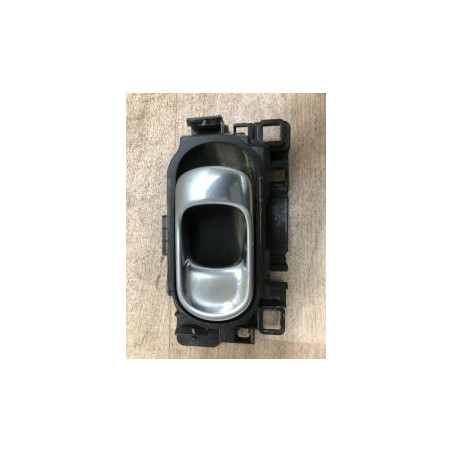 Poignee interieur avant gauche CITROEN C3 3 PHASE 2 d’occasion