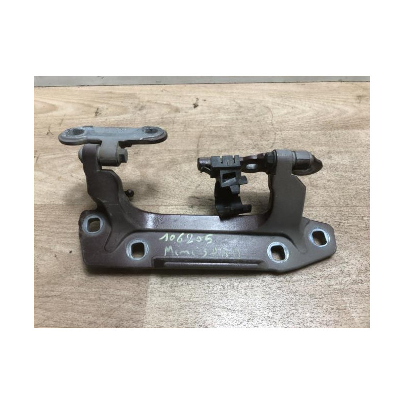 Charniere de porte de coffre droit MINI MINI 3 F54 CLUBMAN PHASE 1 BREAK d’occasion