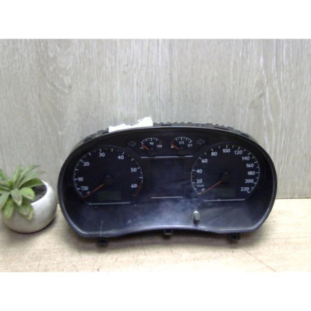 Compteur VOLKSWAGEN POLO 4 PHASE 1 d’occasion