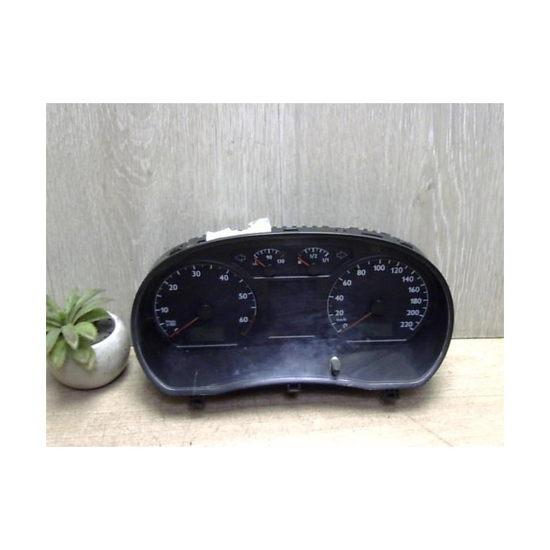 Compteur VOLKSWAGEN POLO 4 PHASE 1 d’occasion