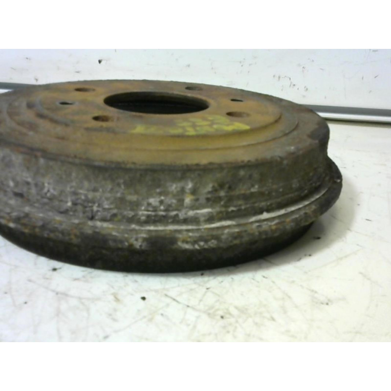 Tambour arriere droit FIAT PUNTO II PHASE 2 d’occasion