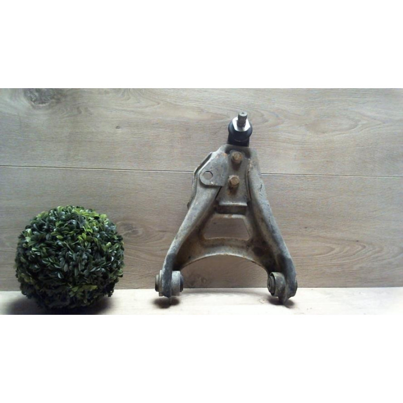 Triangle avant gauche RENAULT CLIO 1 PHASE 1 d’occasion