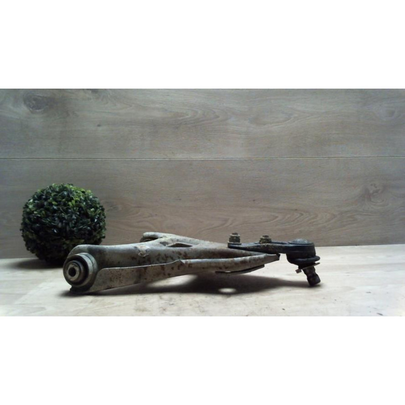 Triangle avant gauche RENAULT CLIO 1 PHASE 1 d’occasion