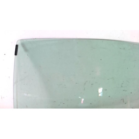Vitre arriere gauche FIAT GRANDE PUNTO d’occasion