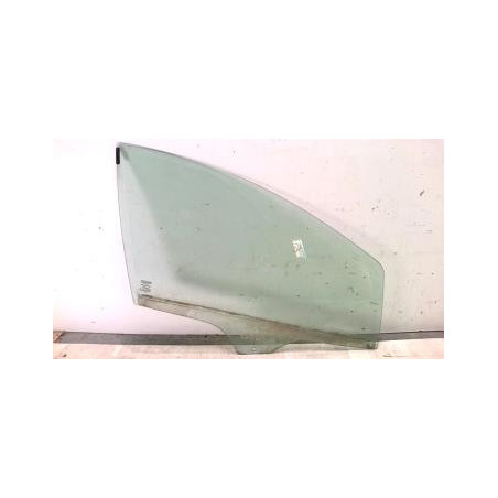 Vitre avant droit FIAT GRANDE PUNTO d’occasion