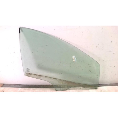 Vitre avant droit FIAT GRANDE PUNTO d’occasion