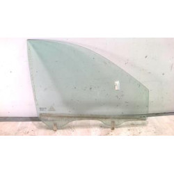 Vitre avant droit KIA CARNIVAL 2 d’occasion