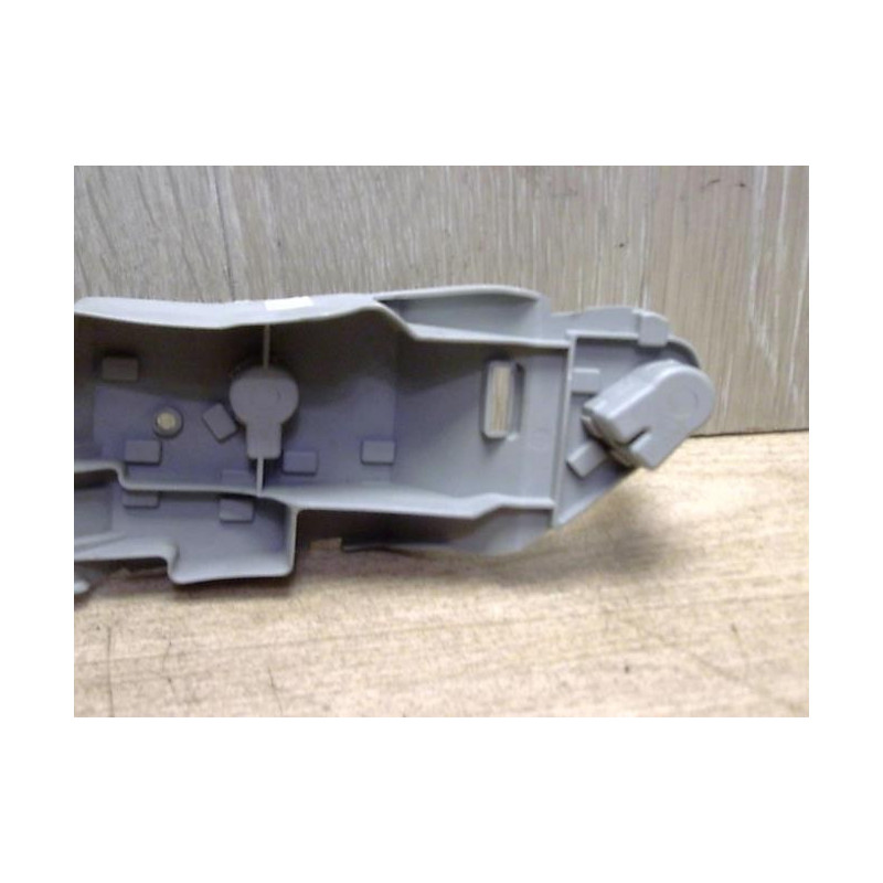 Platine feu arriere droit TOYOTA COROLLA VERSO 2 PHASE 2 d’occasion