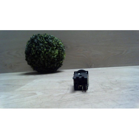 Commande degivrage lunette arriere PEUGEOT 306 PHASE 2 d’occasion
