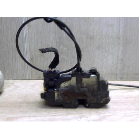 Serrure arriere droit RENAULT CLIO 3 PHASE 2 BREAK d’occasion