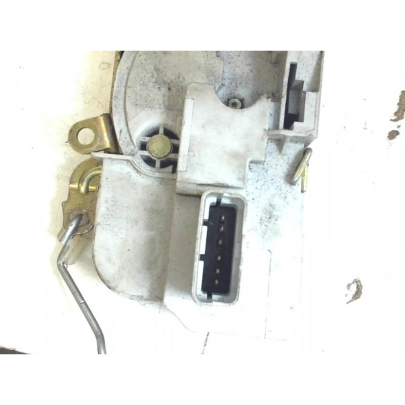 Serrure avant gauche PEUGEOT 307 PHASE 1 d’occasion