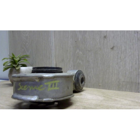 Support moteur RENAULT SCENIC 3 PHASE 3 d’occasion