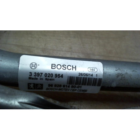 Moteur essuie glace avant PEUGEOT PARTNER 2 PHASE 2 d’occasion